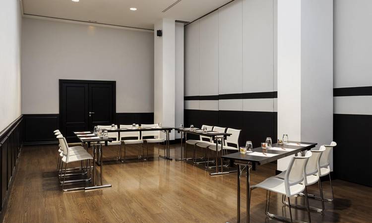 Junta Room Hotel ILUNION Suites Madrid Madrid Junta Room Hotel ILUNION Suites Madrid Madrid